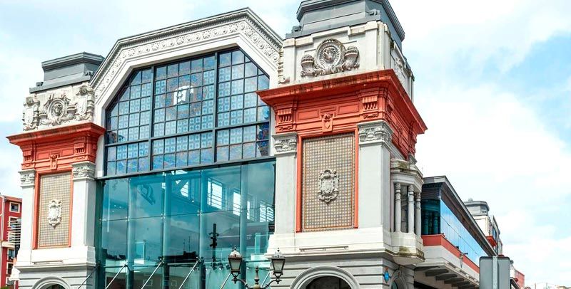 Panorámica mercado de la ribera