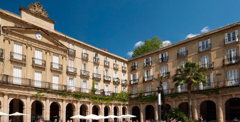 Panorámica  plaza nueva