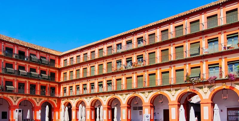 Panorámica plaza de la corredera