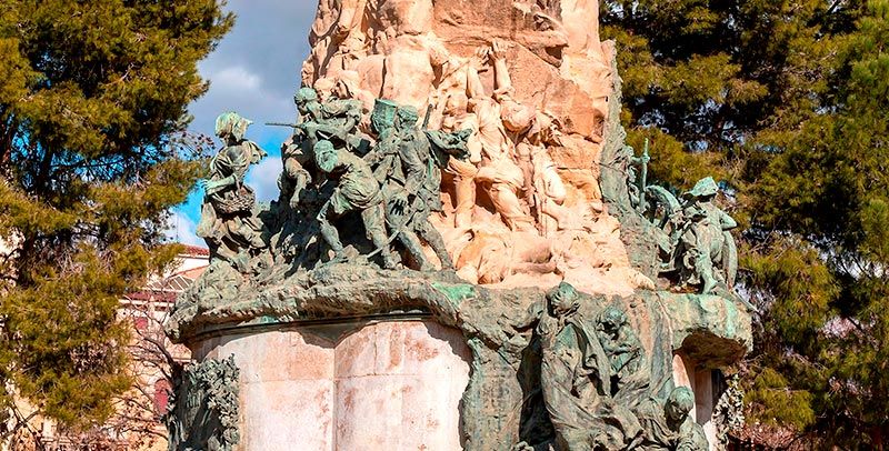 Panorámica de la plaza de los sitios