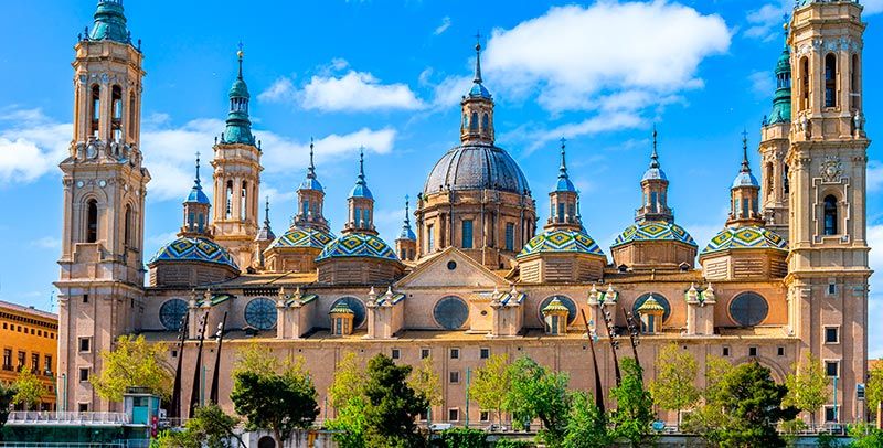 Panorámica de la basílica del pilar
